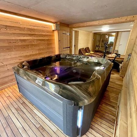 Chalet Kelly, Centre Ville / Jacuzzi / Sauna เฌราร์แมร์ ภายนอก รูปภาพ