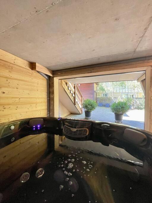 Chalet Kelly, Centre Ville / Jacuzzi / Sauna เฌราร์แมร์ ภายนอก รูปภาพ